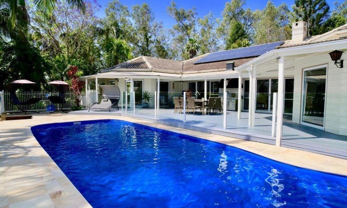 Belli Park House | Noosa hinterland Hidden valley retreat