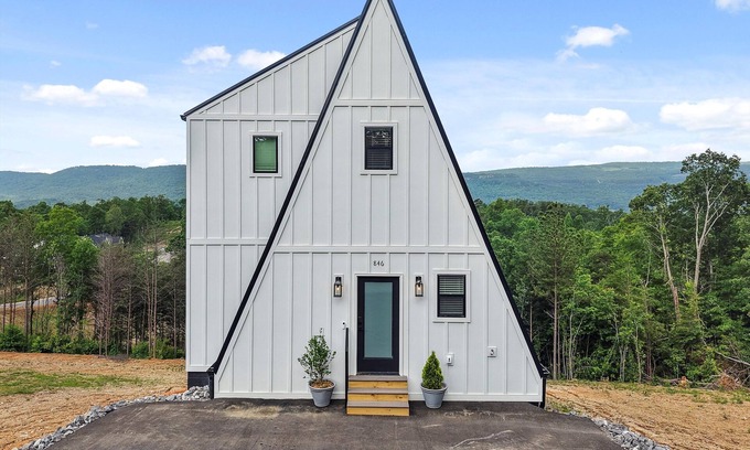 Chattanooga Valley Cabin | Nordic Nest | Gorgeous A-frame Cabin | Bluff Views!
