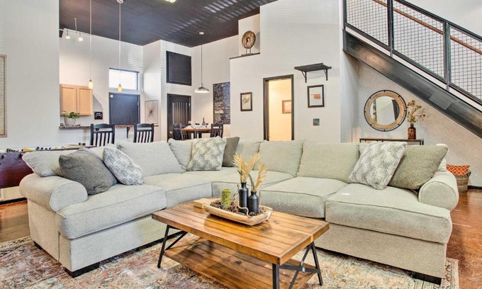 Norman House | Norman, Oklahoma, Vacation Rental 1 Mi to OU!