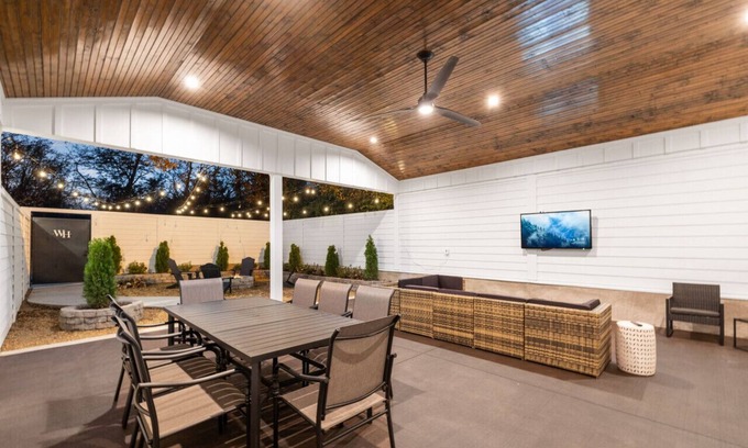 Goodlettsville House | North Nashville 15mins to Broadway Luxury Listing