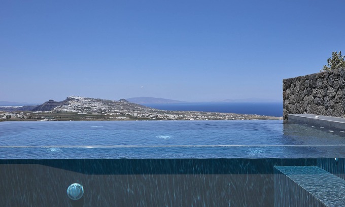 Santorini Hotel | North Santorini - A Luxury Spa Hotel