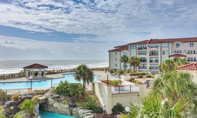 North Topsail Beach Apartment | North Topsail Beach Condo in Resort-style Complex!