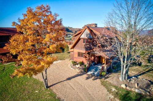 Elk Park House | Northern Exposure at Eagles Nest