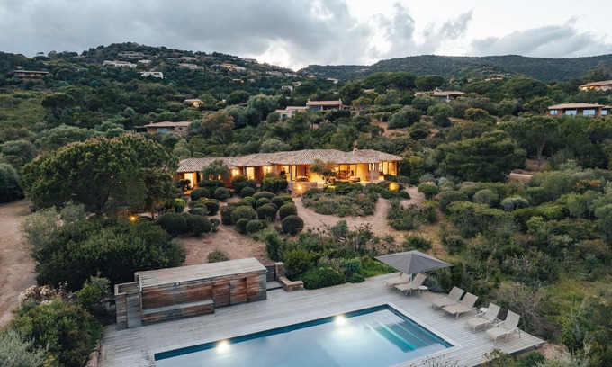 Hameau de Palombaggia Villa | Not to miss! Exceptional location, sea view, private access to the beach!🌞🏖️