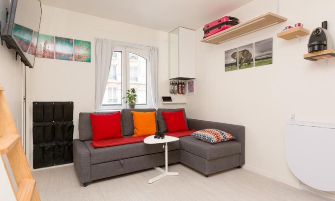 5th Arrondissement Bed & Breakfast | Notre-Dame luxury Suite in Saint-germain des prés Latin quarter