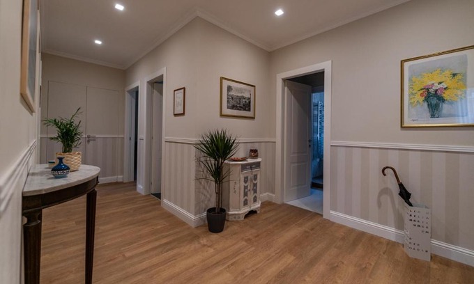 Celio Apartment | Nuances The Colosseum Apartment