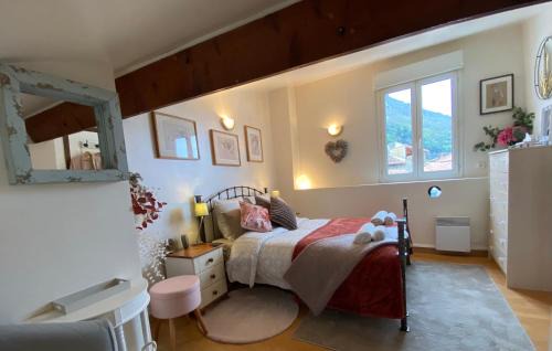 Foix Apartment | Number 1 Place Pyrene, 2 bedroom duplex, luxury apartment