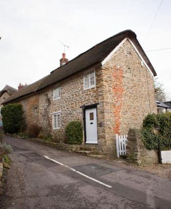 Burton Bradstock House | Number 60 Donkey Lane