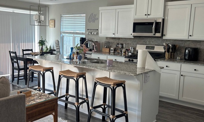 Springdale House | NWA Modern Stay