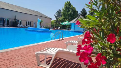 Szigetszentmiklos Hotel | Oázis Wellness Panzio