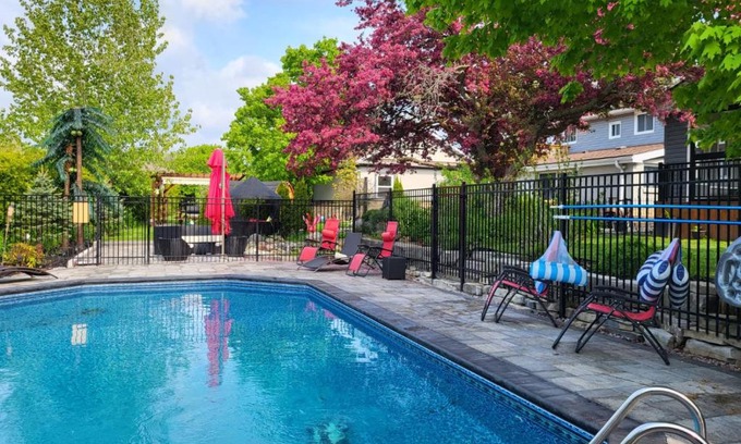 Bradford West Gwillimbury Other | Oasis Backyard