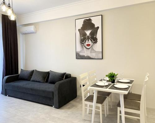 Riscani Apartment | OASIS, Charming 1BD apartment with living room