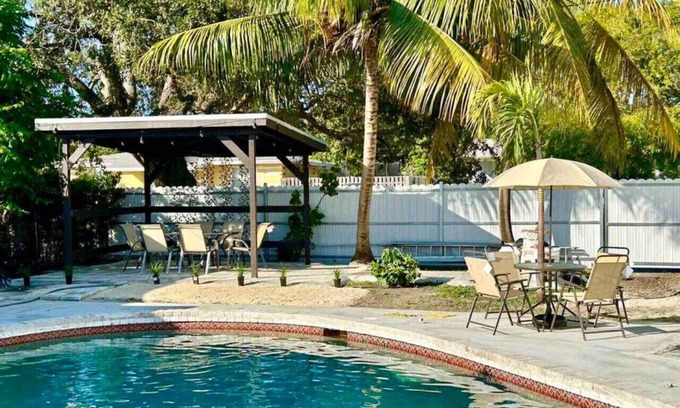 West Park House | OASIS close to Hard Rock Caffe & Hollywood Beaches