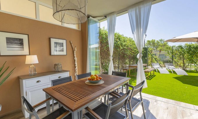 Retamar Apartment | Oasis del Toyo, WIFI, A/C, Swimming Pool