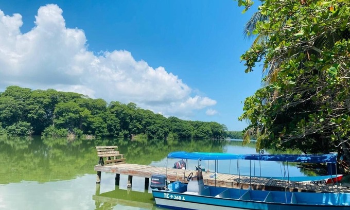 Tela Hotel | Oasis Paradise Hotel