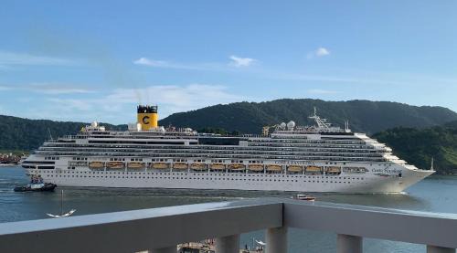 Ponta da Praia Apartment | OCEAN FRONT ÍCONE ARQUITETÔNICO de Artacho Jurado Conforto WiFi 500mb Varanda e Vista Magnifica do Mar