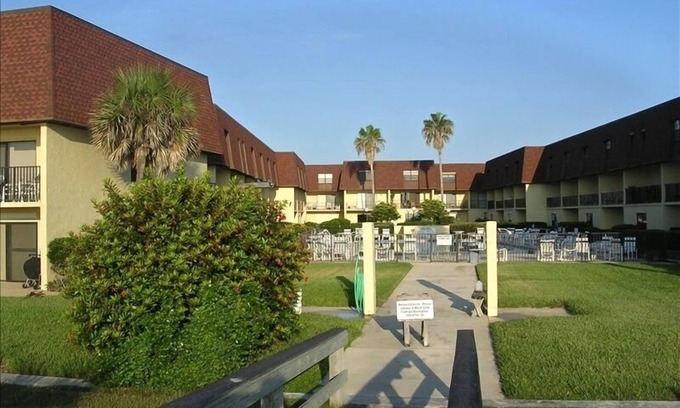 Avon By The Sea Condo | Ocean Front Condo Summer Specials!