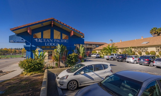 Westside Santa Cruz Hotel | Ocean Pacific Lodge