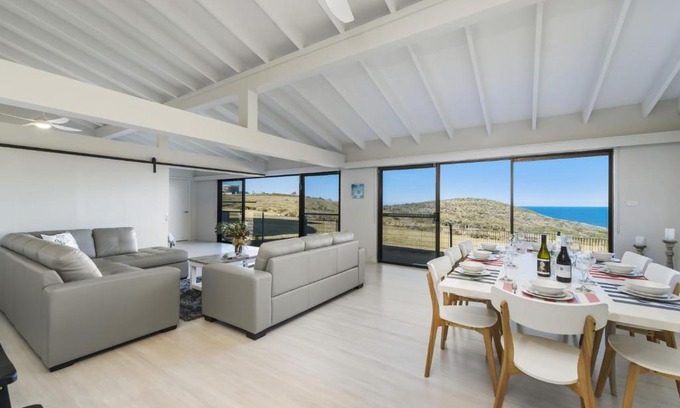 Bonny Hills House | Ocean Paradise