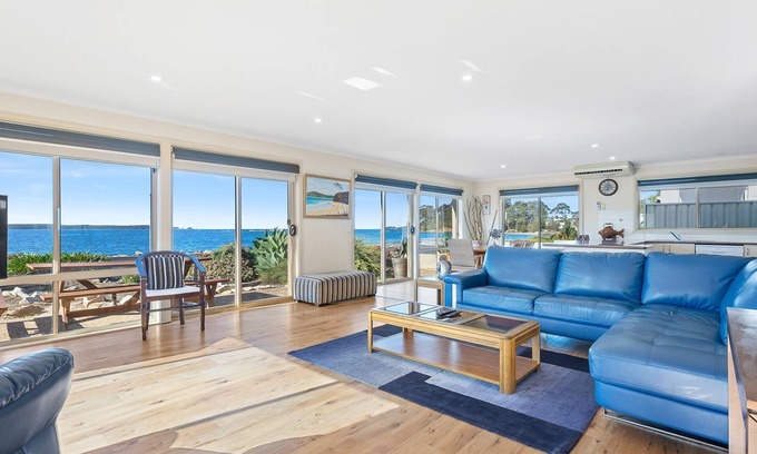 Batehaven Villa | Ocean's Edge at Batehaven