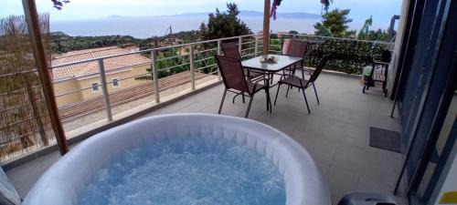 Ratzakli Apartment | Ocean view apartment