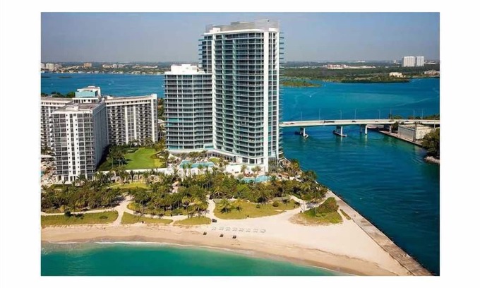 Bal Harbour Hotel | Ocean view lux studio at Ritz Carlton w/enhanced sanitation protocol