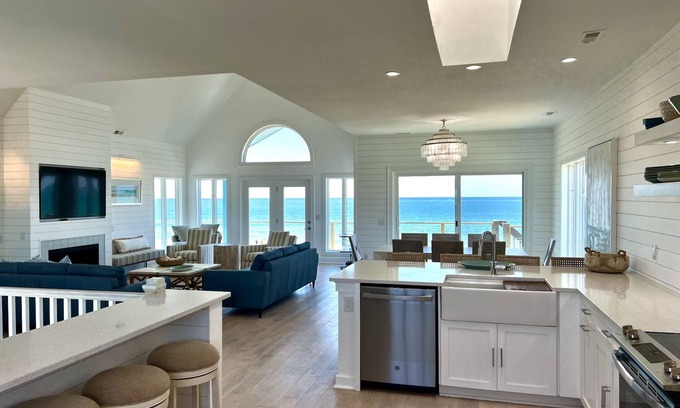 Emerald Isle House | Oceanfront 8 bedroom/sleeps 20 with large gathering and outdoor areas