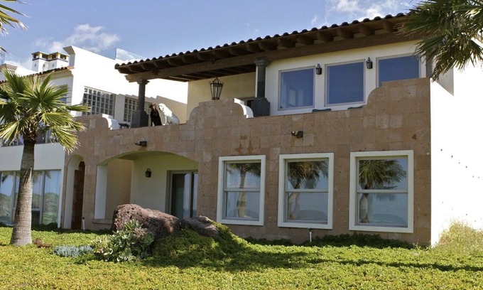 Primo Tapia House | Oceanfront Baja Beach House at K55 Surf Break