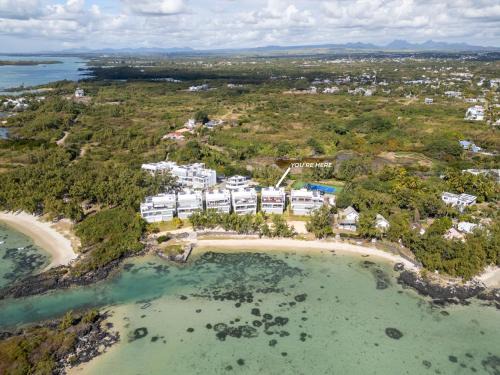 Grand Gaube Apartment | Oceanfront Getaway Grand Gaube