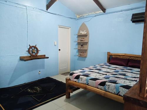 Puerto Galera House | Oceanfront Guest House