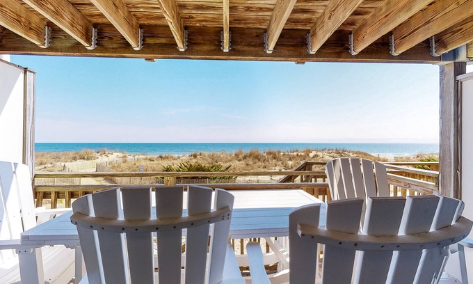 Midtown Ocean City House | Oceanfront Townhouse w/Private Balcony, Great Views, Washer/Dryer, Central AC