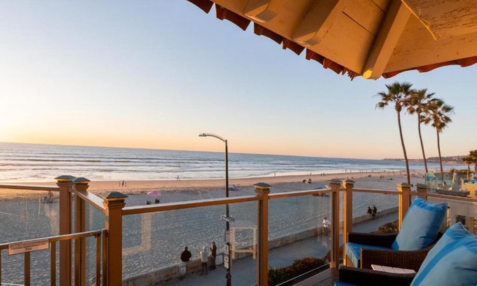 South Mission Beach House | Oceanfront, two-level condo with stunning view, decks, fast WiFi & fireplace