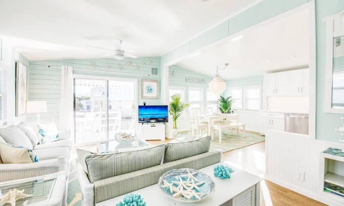 Cudjoe Key Villa | OCEANIA. water front cottage retreat ~