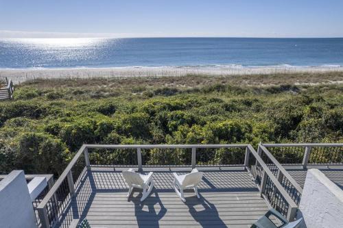 Pine Knoll Shores House | Oceans 2 condo