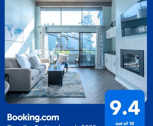 Birch Bay Apartment | Oceanview Escape at Birch Bay with indoor Pool & Hot Tub