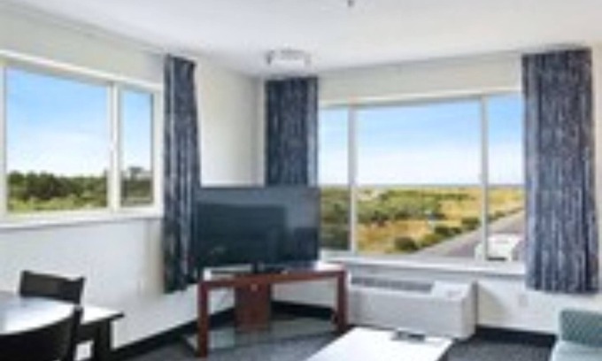Long Beach Hotel | Oceanview Inn At The Arch