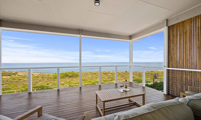 Moana House | Ochre Sunsets Fleurieu Peninsula ~ Moana - Coastal Beauty with Sweeping Uninterrupted Views