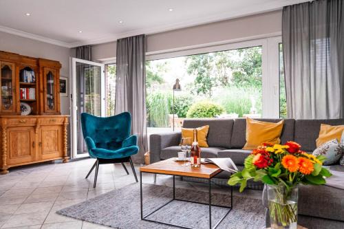 Tinnum House | Oene