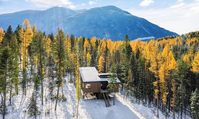 Columbia Falls Cabin | Off Grid Stays - Cabin #1