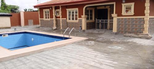 Ota House | Ogunyemi's Villa - Ijàkò