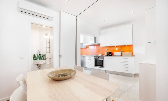 Cascais Apartment | Olala Navegantes Townhouse