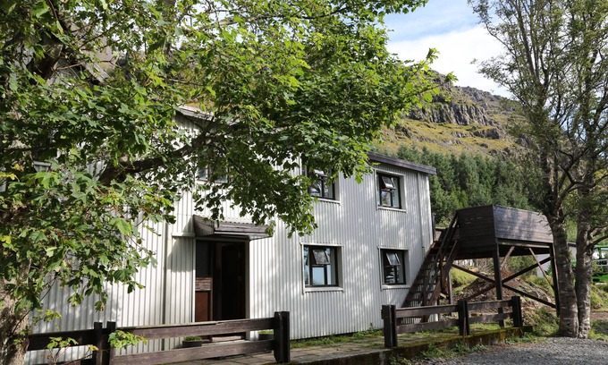 Hofn House | Old Cottage - Reynivellir II