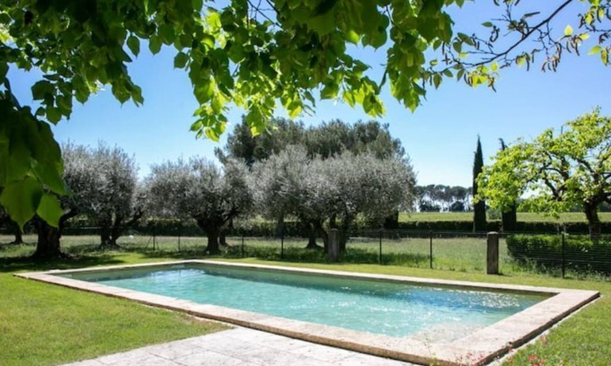 Carpentras Other | Old farmhouse with majestic view of the vineyards
