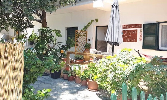 Ano Korakiana Apartment | Olga's Cozy Nest , apartment in Ano Korakiana.