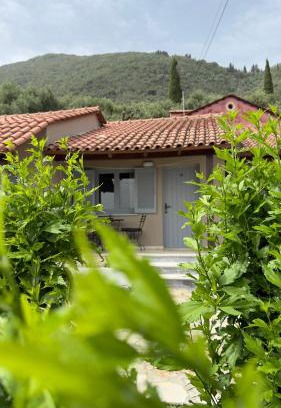 Ipsos Apartment | Olga's Sea View Studios, 400m from Ipsos Beach