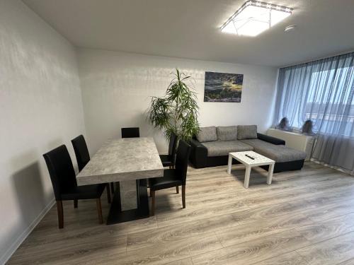 Erfttal Apartment | Olis Appartement in Neuss