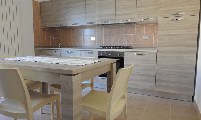 Piane d'Archi-Quadroni Apartment | Olive trees stay between sea and mountains