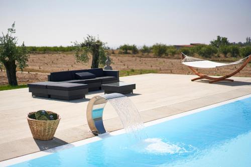 Fundao House | Oliveira House