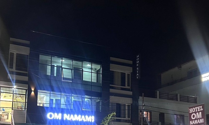 Rishikesh Hotel | Om Namami