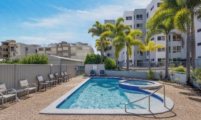 Maroochydore Apartment | On The River Apartments